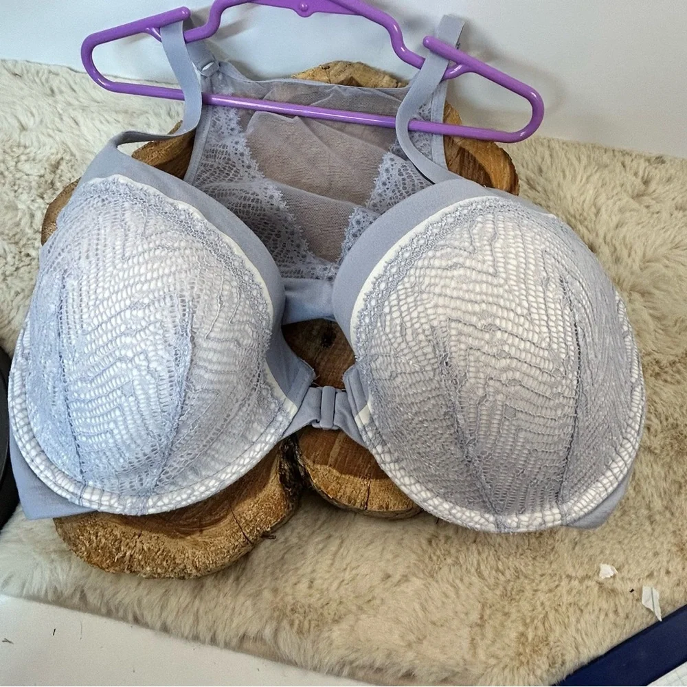 Victoria's Secret‎ Purple Full-Coverage Bra